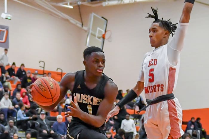 Photo by Earl Ebensteiner